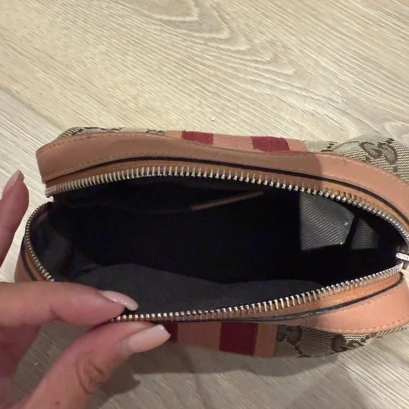 Gucci cosmetic pouch - Picture 7 of 8